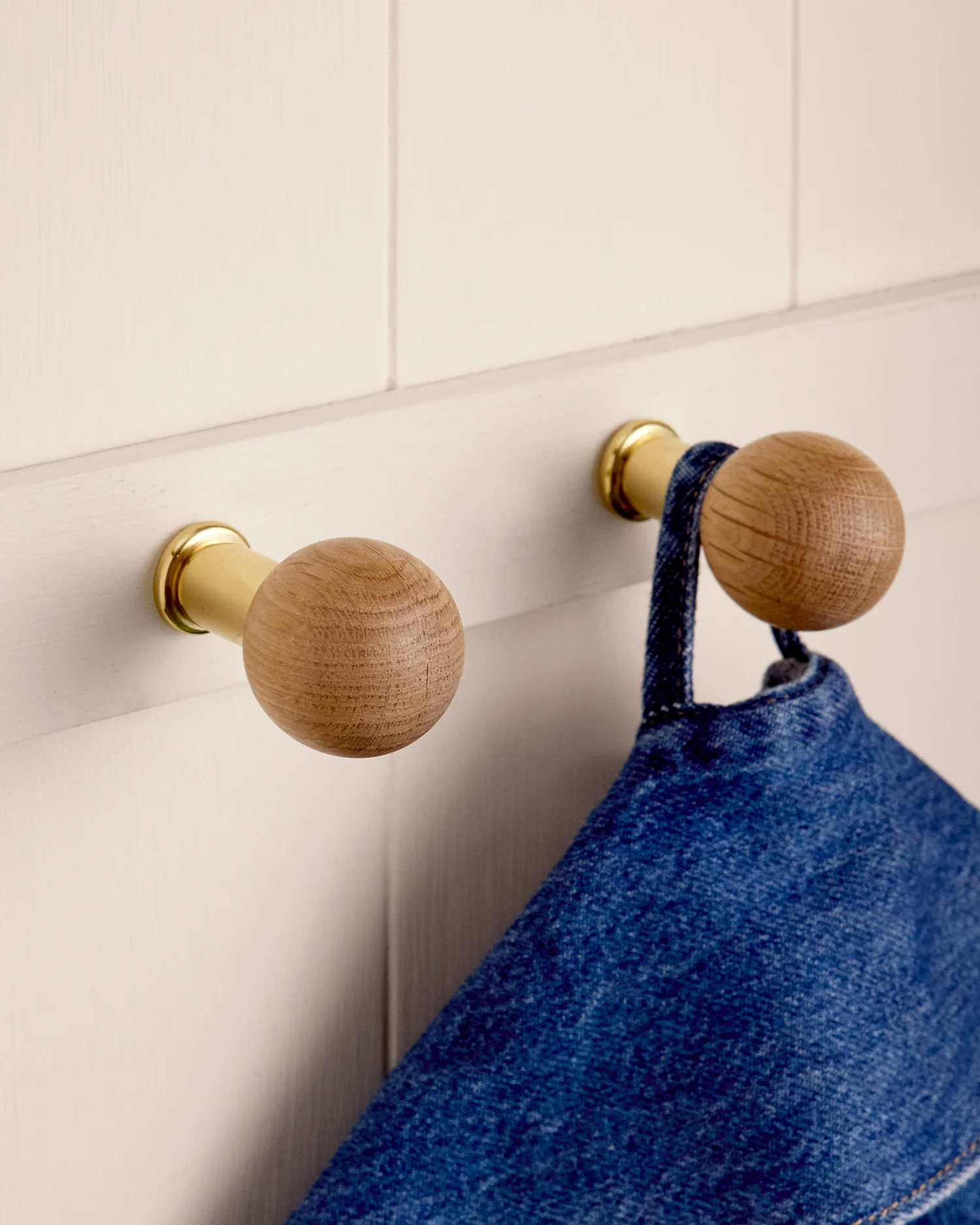 Natural Oak Hook - Image 2