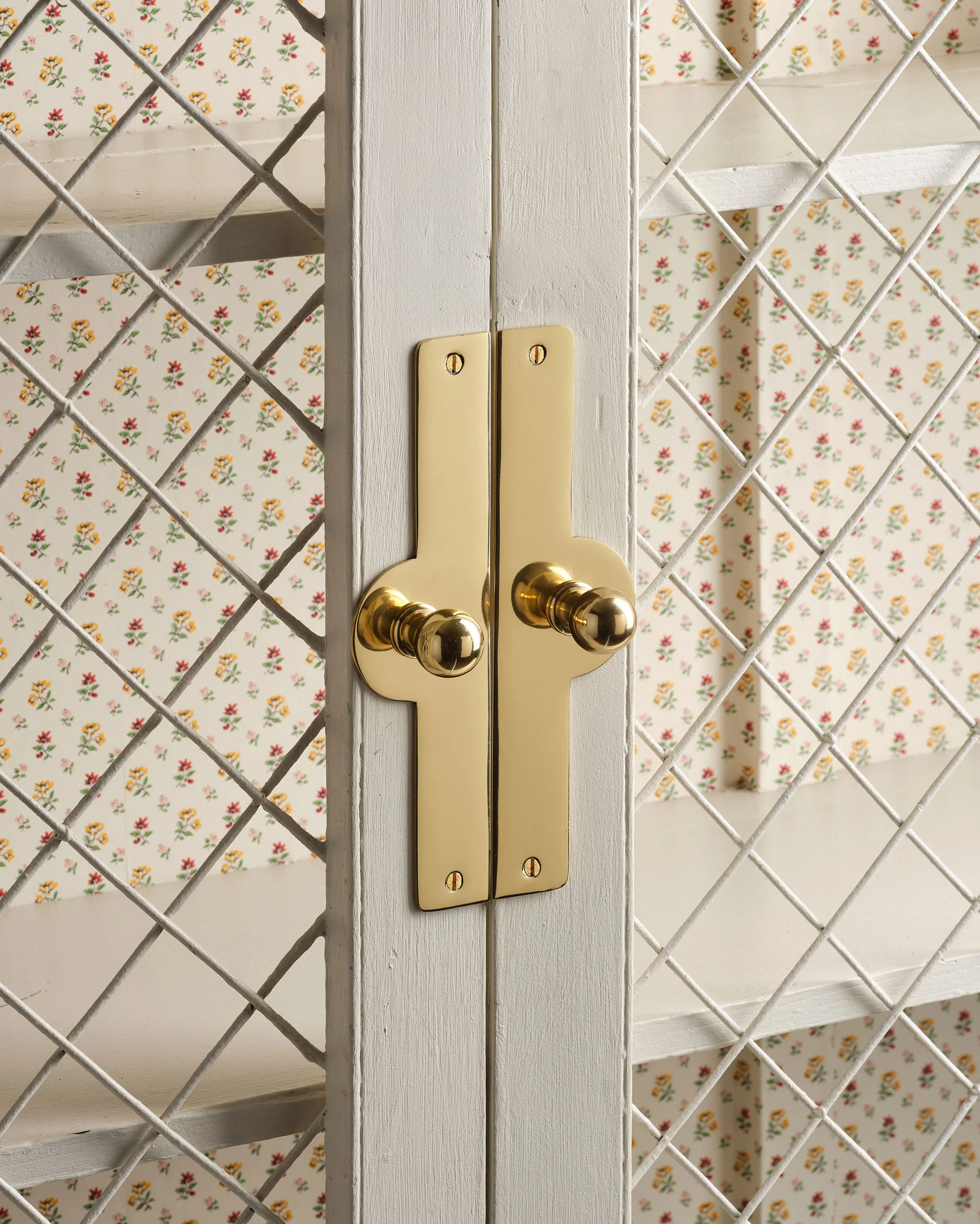 Pair of Arch Backplates, Polished Brass - Image 2