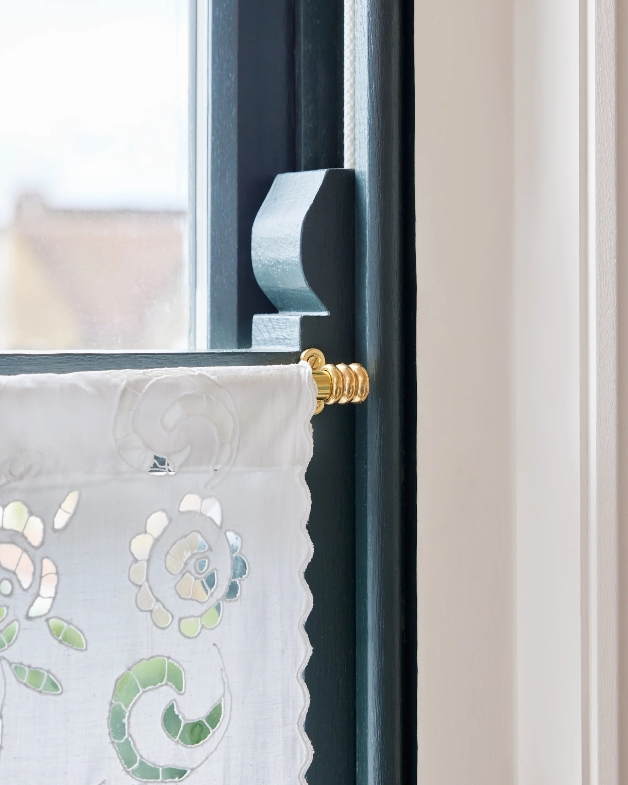 Tay Cafe Curtain Rail Set - Image 2